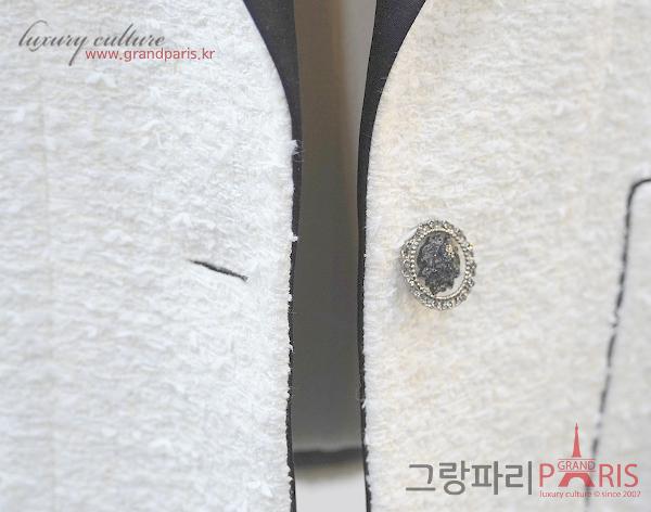 샤넬 화이트 블랙 코튼 트위드 자켓 36	
