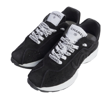 샤넬 스웨이드 스니커즈 블랙 37 보러가기