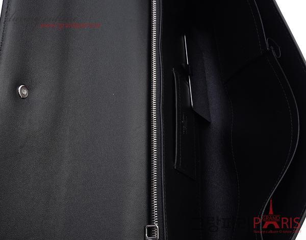 루이비통 그린 에삐 클러치 