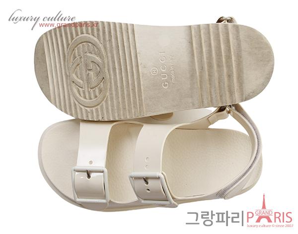 구찌 화이트 베이지 러버 샌들 38