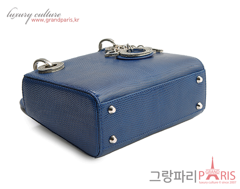 디올 레이디 디올 블록 참 미니 토트백 리쟈드 블루