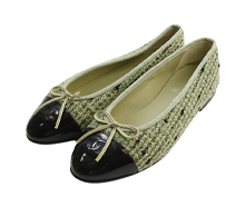 샤넬 카키 트위드 발레리나 플랫슈즈 블랙 37 1/2 보러가기