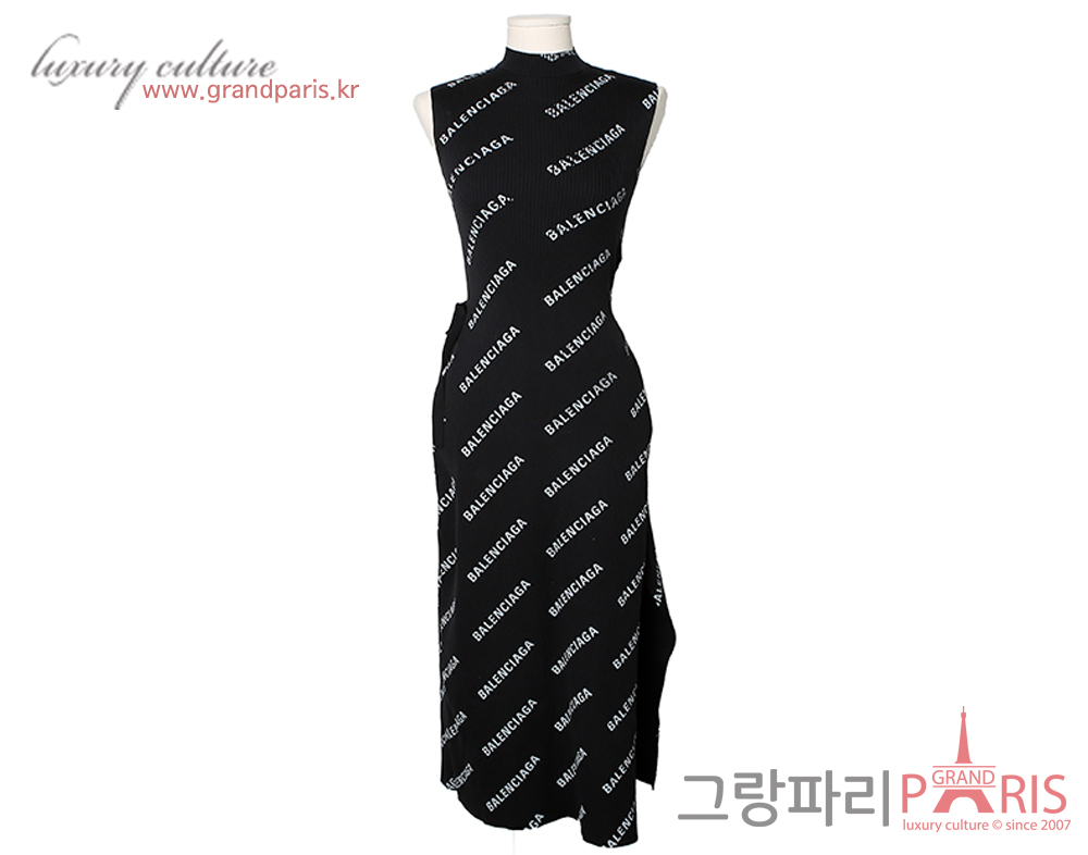 발렌시아가 올오버 로고 어케이전 드레스 블랙 XS 555322