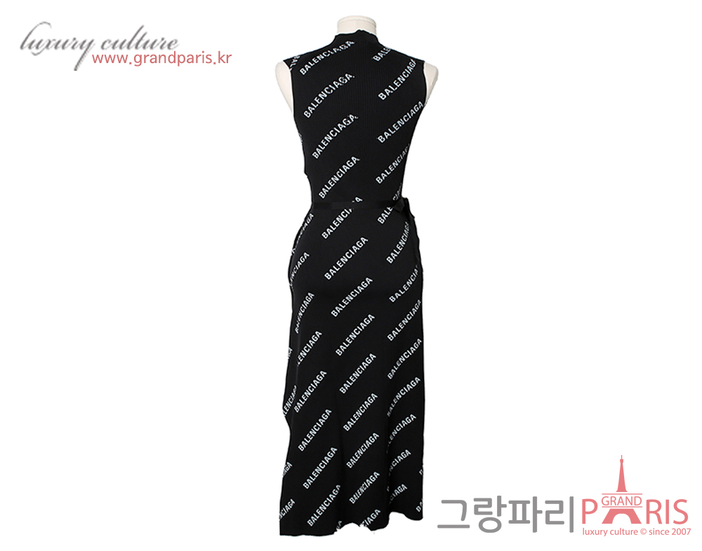 발렌시아가 올오버 로고 어케이전 드레스 블랙 XS 555322