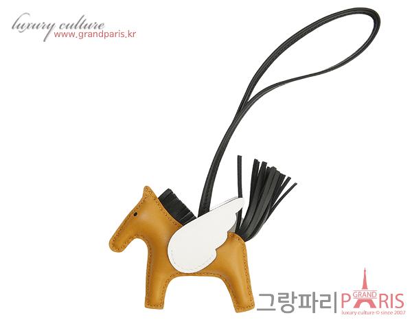 에르메스 페가수스 로데오 PM 세잠 블랙 화이트