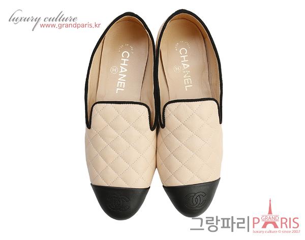 샤넬 퀼티드 캡 토 CC로고 슬리퍼 베이지 블랙 38C