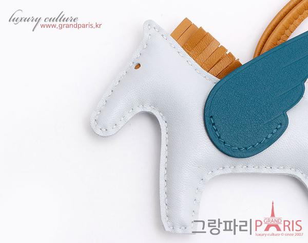 에르메스 페가수스 로데오 PM 블루 브룸 세잠 베르트 보스포어