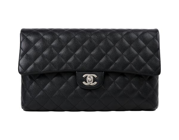 샤넬 클래식 플랩 클러치 블랙 은장 캐비어