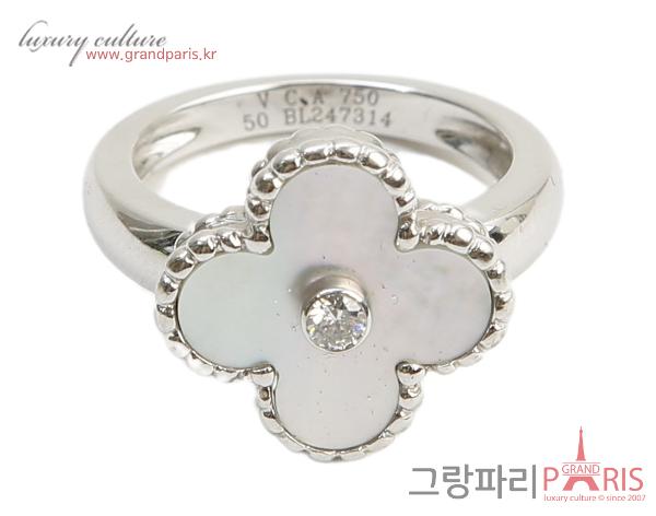 반클리프아펠 빈티지 알함브라 링 화이트골드 마더 오브 펄 50