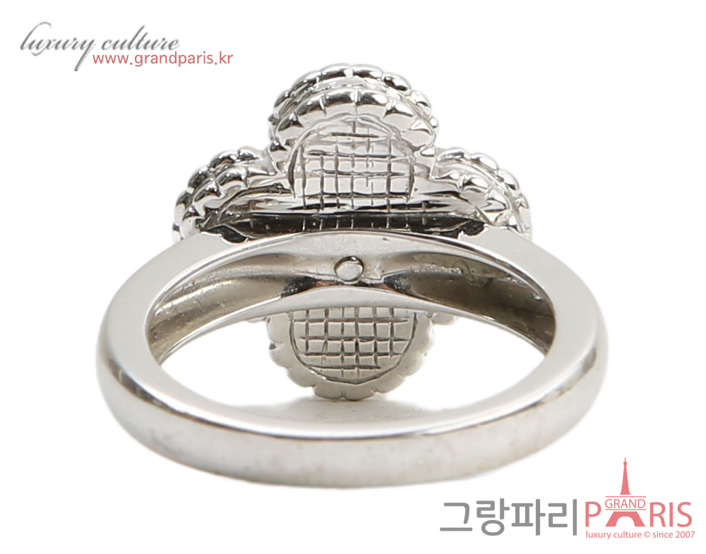 반클리프아펠 빈티지 알함브라 링 화이트골드 마더 오브 펄 50