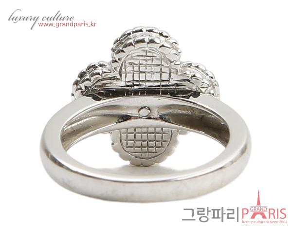 반클리프아펠 빈티지 알함브라 링 화이트골드 마더 오브 펄 50