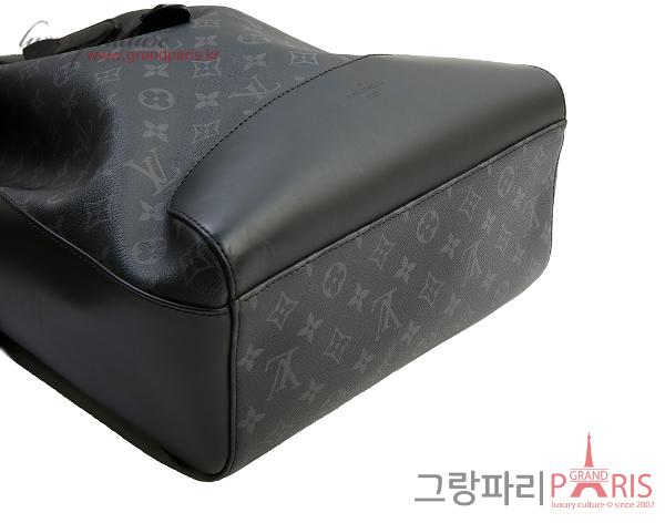 루이비통 익스플로러 백팩 모노그램 이클립스