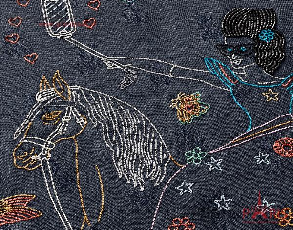에르메스 트라이앵글 스카프 Story Embroidered 마린