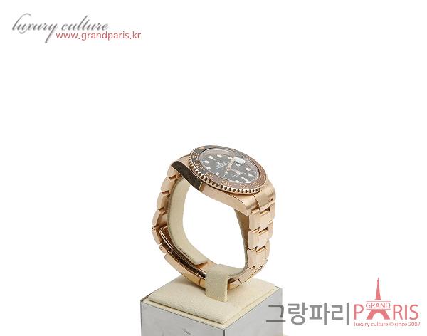 로렉스 GMT 마스터 II 오이스터 40mm 로즈골드 126715CHNR