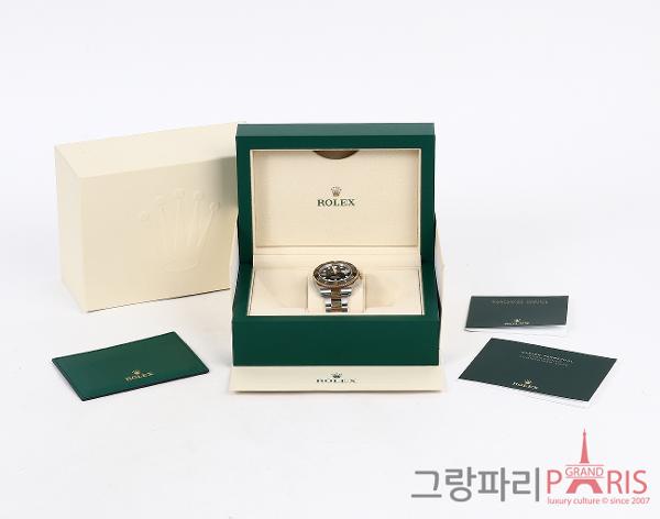 로렉스 서브마리너 41mm 옐로우골드 콤비 블랙 다이얼 126613LN