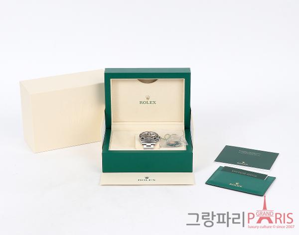 로렉스 서브마리너 41mm 스틸 데이트 블랙 다이얼 126610LN