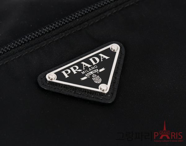 프라다 리나일론백 블랙