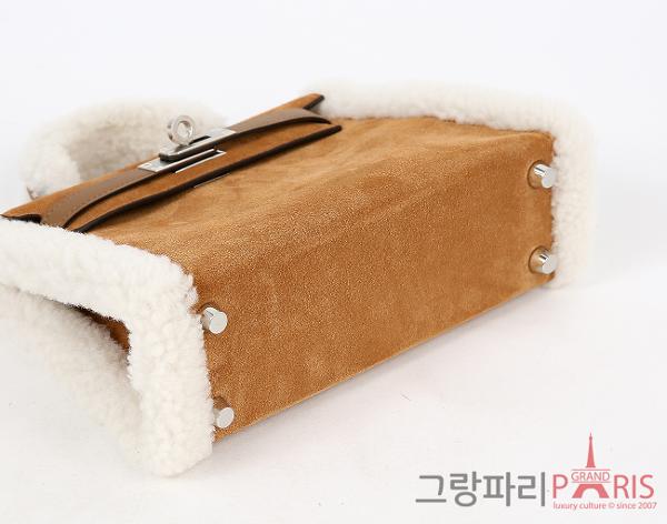 에르메스 미니 켈리 플러치 샤모아 에크루 알레잔 은장 K