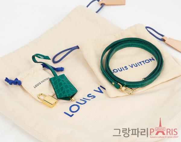 루이비통 알마 BB 엘리게이터 에메랄드 금장