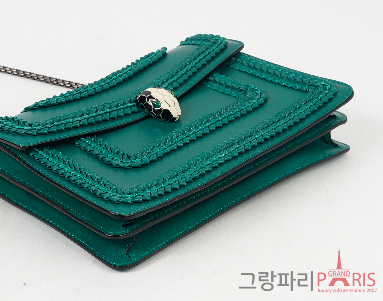 불가리 세르펜티 포에버 숄더백 그린