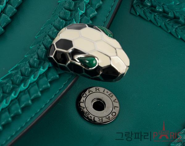 불가리 세르펜티 포에버 숄더백 그린