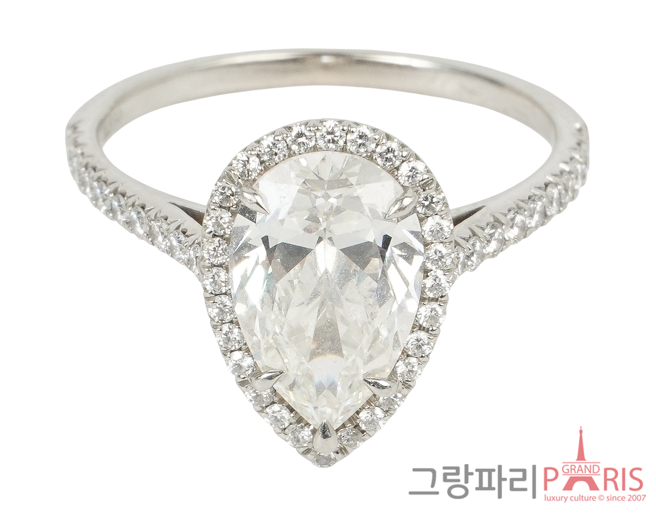 티파니앤코 티파니 솔리스트 페어 쉐입 헤일로 웨딩 링 2.13ct