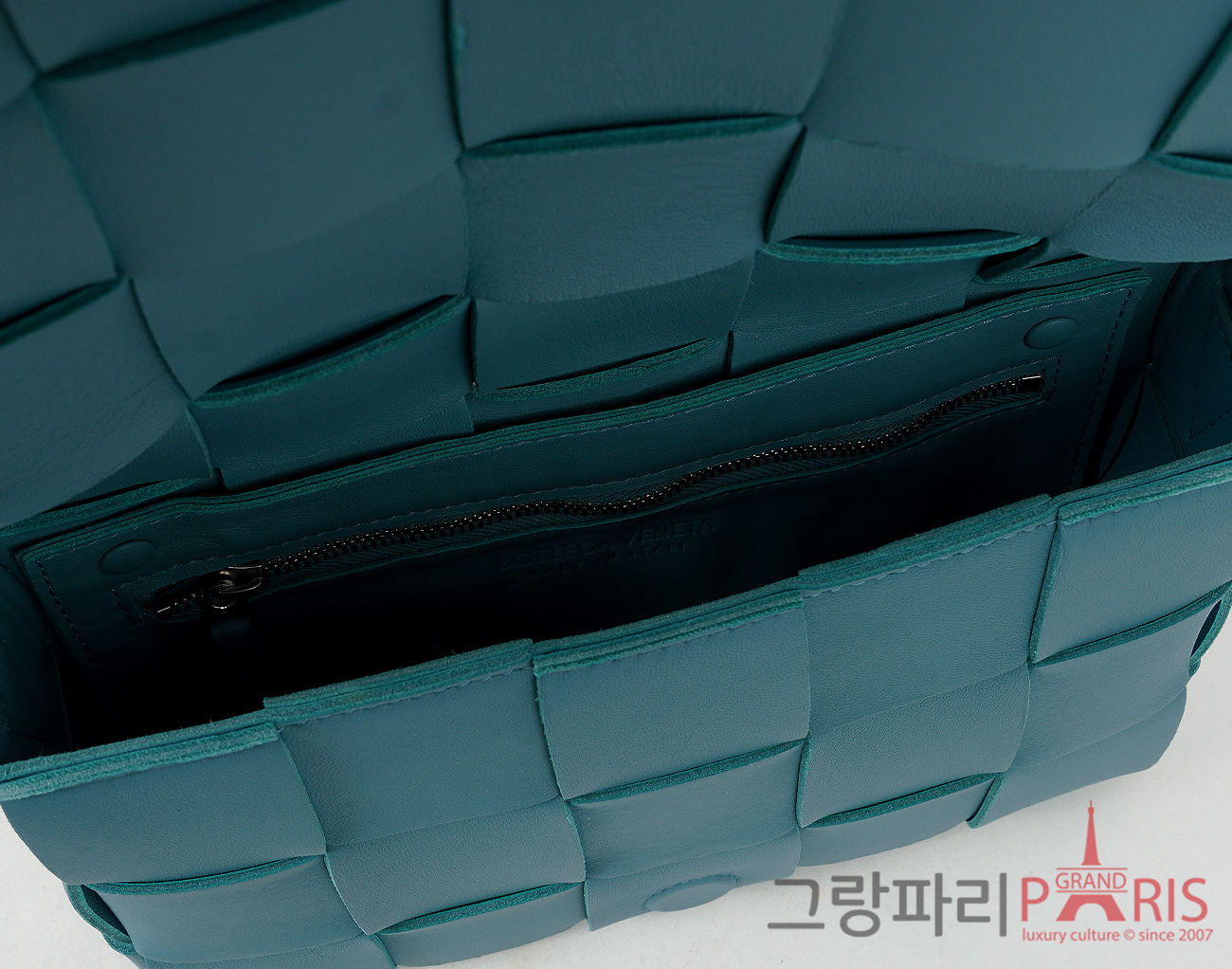 보테가 베네타 카세트백 스피어민트