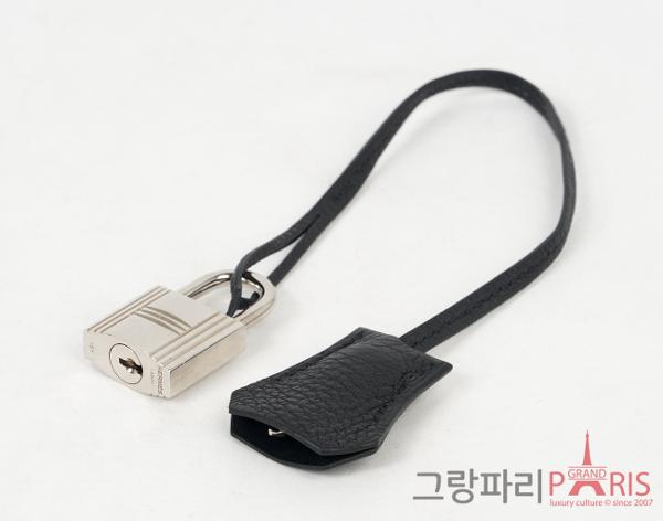 에르메스 핵 아도 PM 락 키 블랙 은장