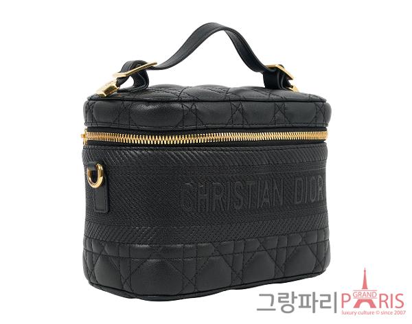디올 트래블 스몰 베니티 케이스 블랙