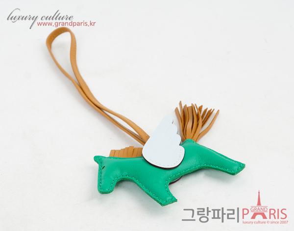 에르메스 페가수스 로데오 PM 멘테 세잠 블루 브룸