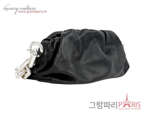 보테가 베네타 레더 체인 파우치백 블랙
