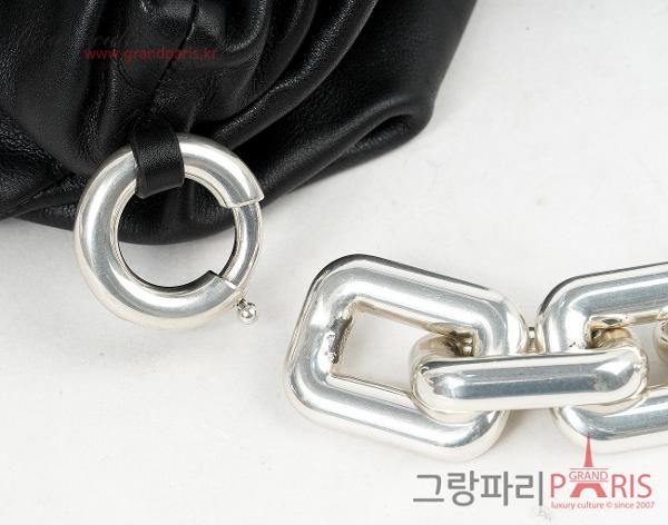 보테가 베네타 레더 체인 파우치백 블랙