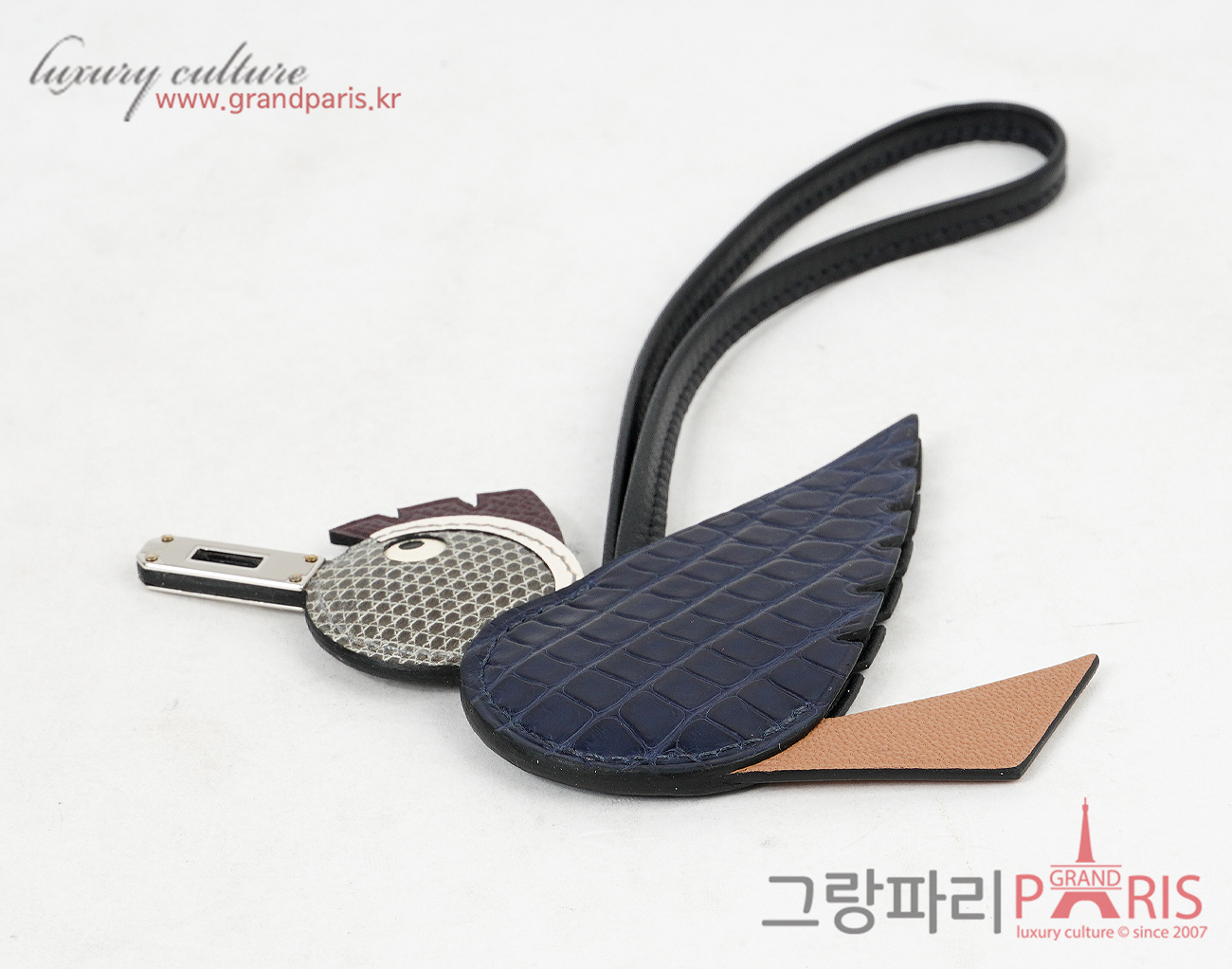 에르메스 버디 백참 터치 블루 마린 그리스 퐁세 루즈 셀리에 베이지 드 바이마르 나타 은장 W