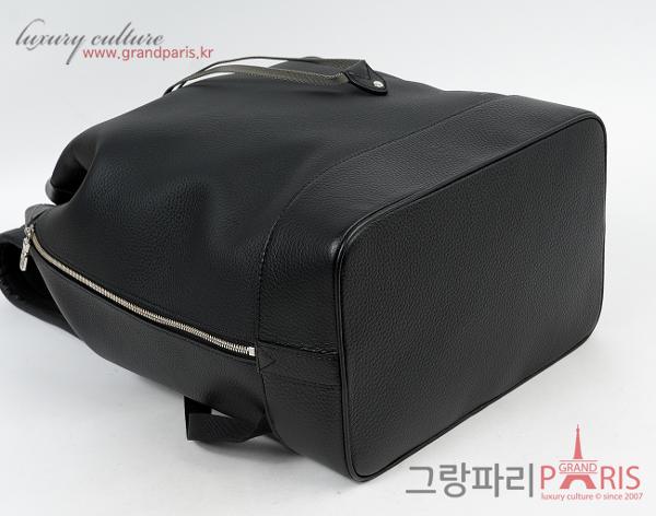 루이비통 노에 백팩 블랙