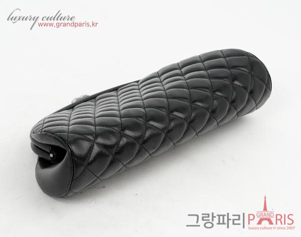 샤넬 타임리스 키스락 클러치 블랙 은장 램스킨 