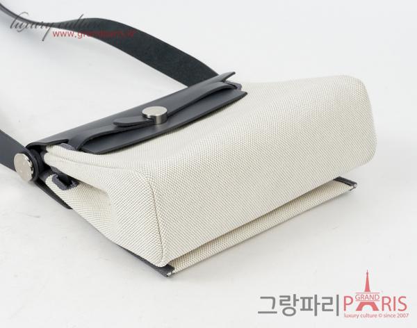 에르메스 미니 에르백 에크루 블루 글라시에 아르두아즈 은장 W