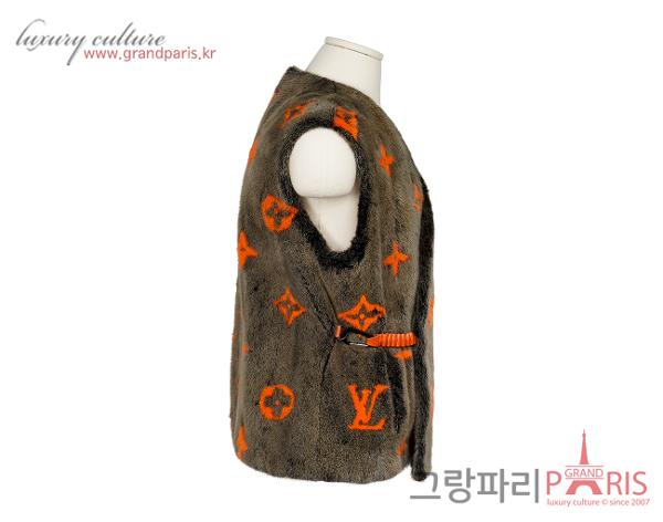루이비통 모노그램 인따르시아 밍크 퍼 베스트 그레이 네온 오렌지 46