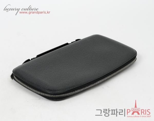 루이비통 타이가 아톨 지피 오거나이저 블랙