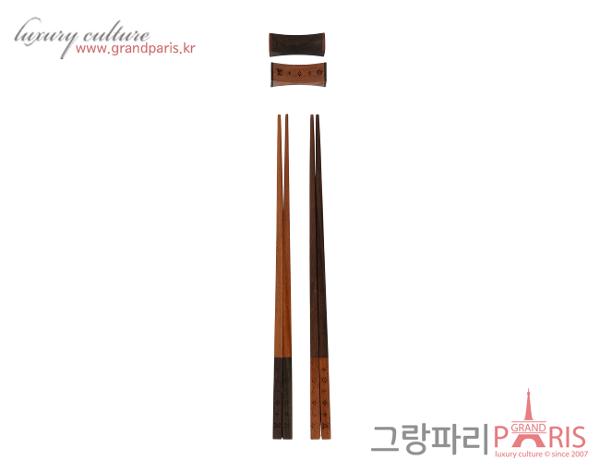 루이비통 찹스틱 모노그램 브라운