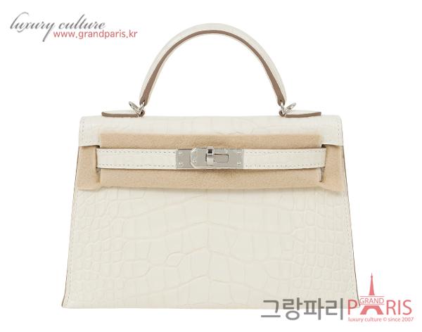 에르메스 미니 켈리 II 보레알 새틴 엘리게이터 나타 은장 W