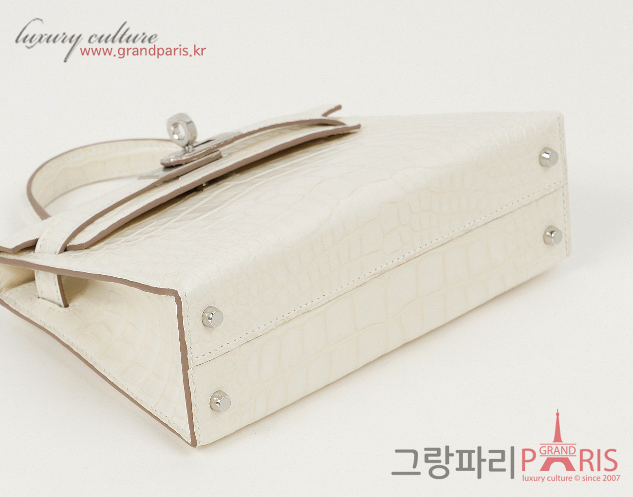 에르메스 미니 켈리 II 보레알 새틴 엘리게이터 나타 은장 W