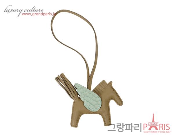 에르메스 페가수스 로데오 PM 터치 매트 엘리게이터 베이지 마르파 베르트 듀