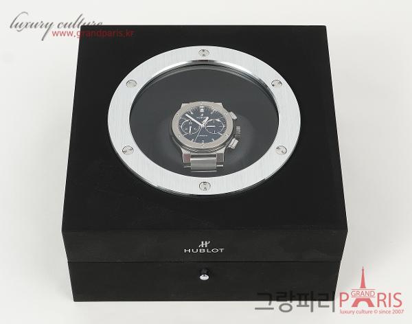 위블로 클래식 퓨전 크로노그래프 티타늄 45mm 520.NX.1170.NX