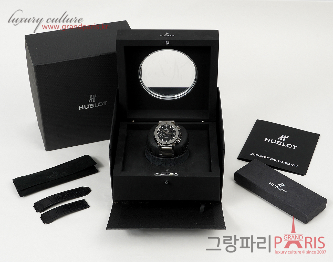 위블로 클래식 퓨전 크로노그래프 티타늄 45mm 520.NX.1170.NX