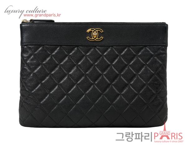 샤넬 마드모아젤 클러치 미듐 블랙 금장