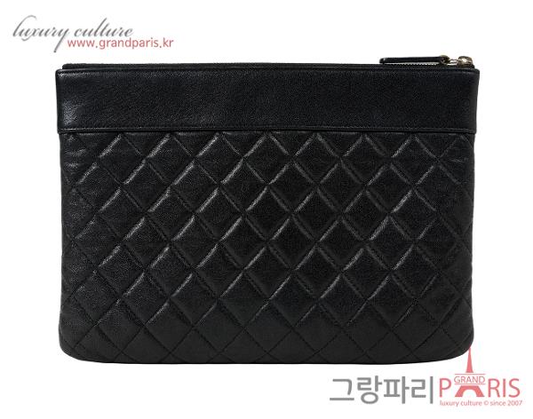 샤넬 마드모아젤 클러치 미듐 블랙 금장