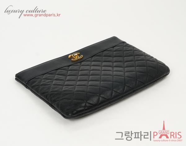 샤넬 마드모아젤 클러치 미듐 블랙 금장