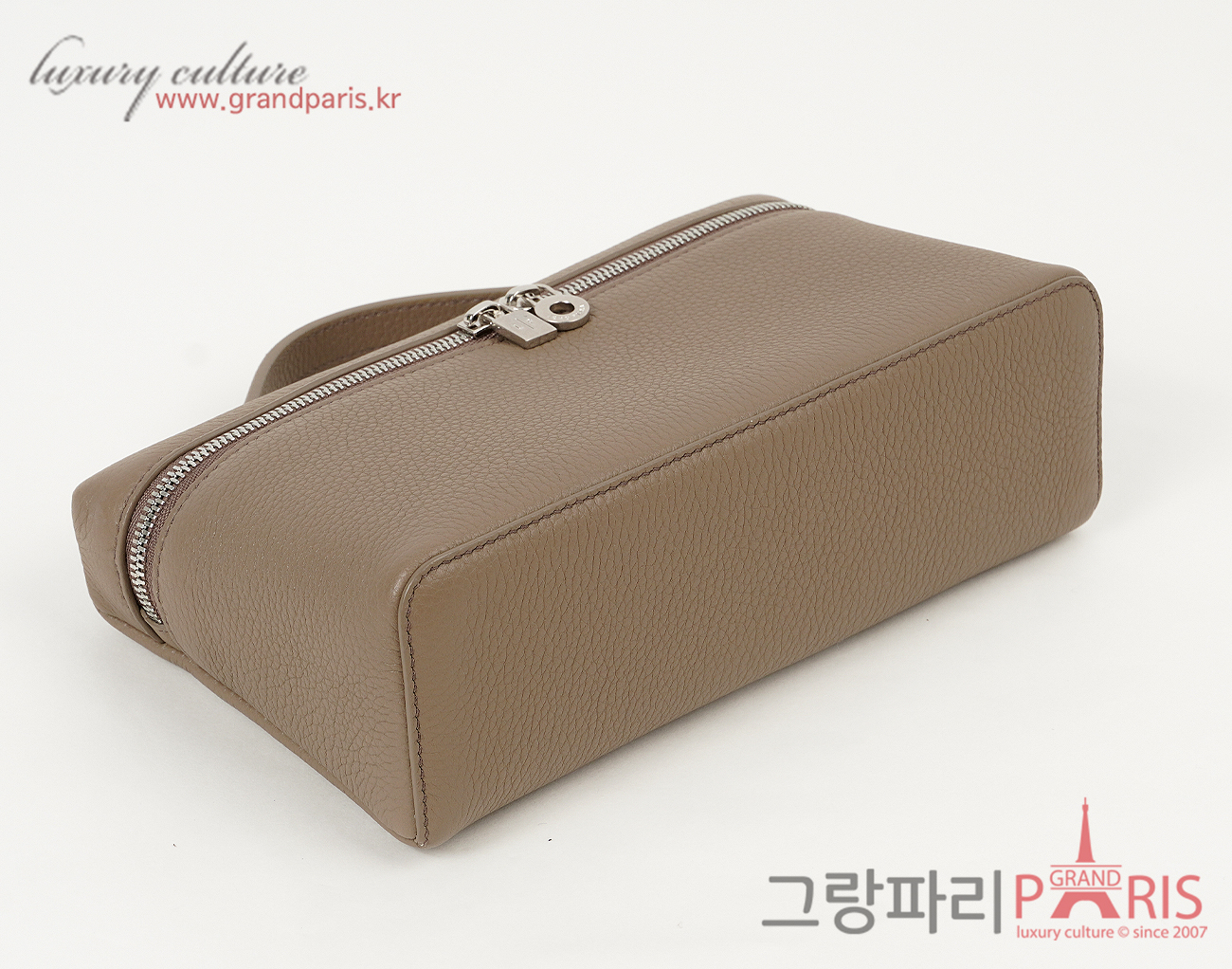 로로파아나 엑스트라 포켓 파우치 L19 웜 매스틱 은장