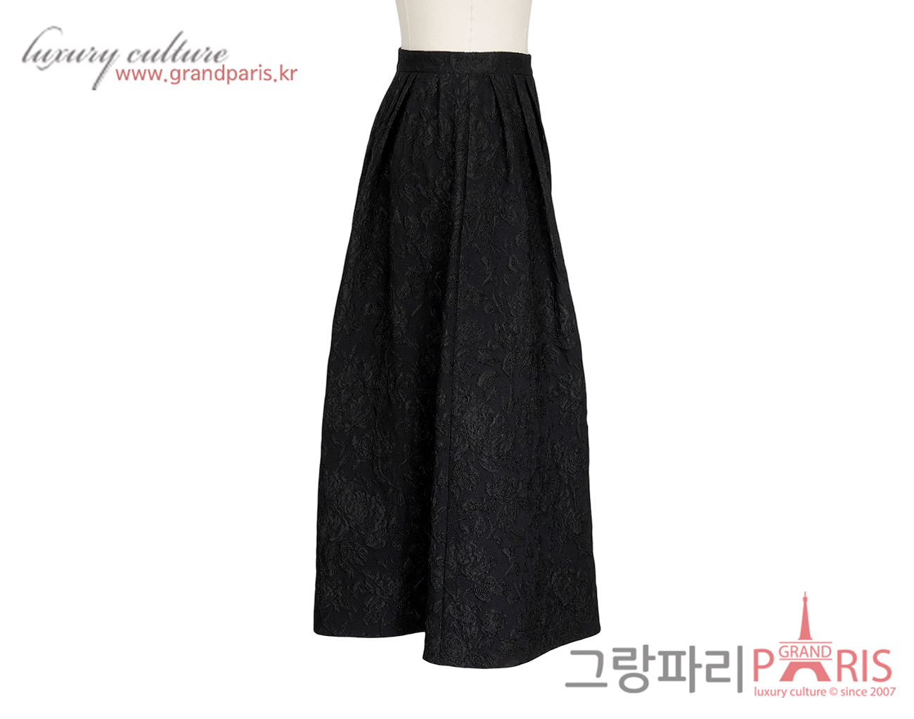 디올 클로케 플라워 모티브 플레어 미디 스커트 블랙 36
