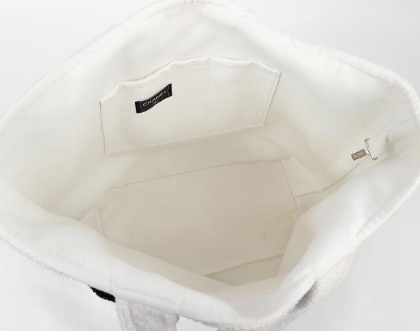 샤넬 비치 타올 토트백 블랙 화이트